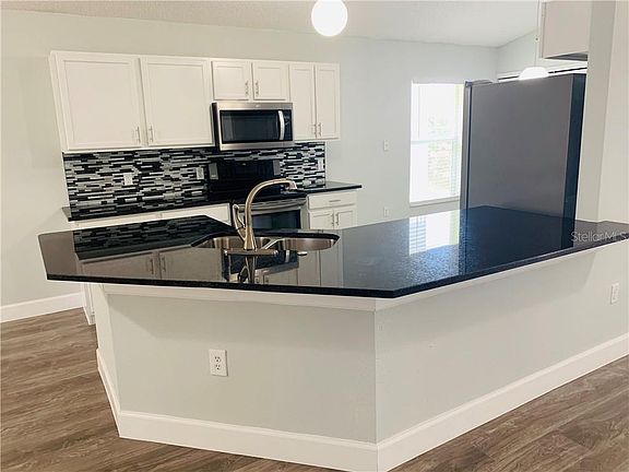 2nd image of 4760 Petal Pawpaw Ln