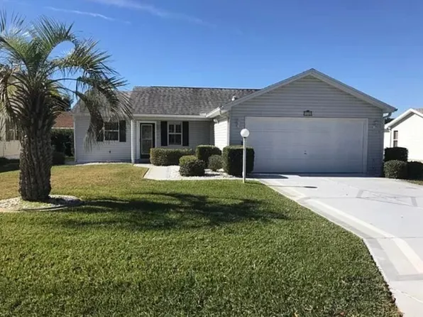 1132 Del Toro Dr, Lady Lake, FL 32159