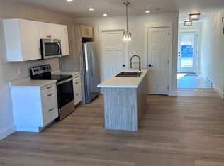 1 Skyway Ln #5, Moncton, NB E1A9E3