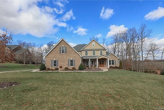 2nd image of 209 Cedar Lake Dr