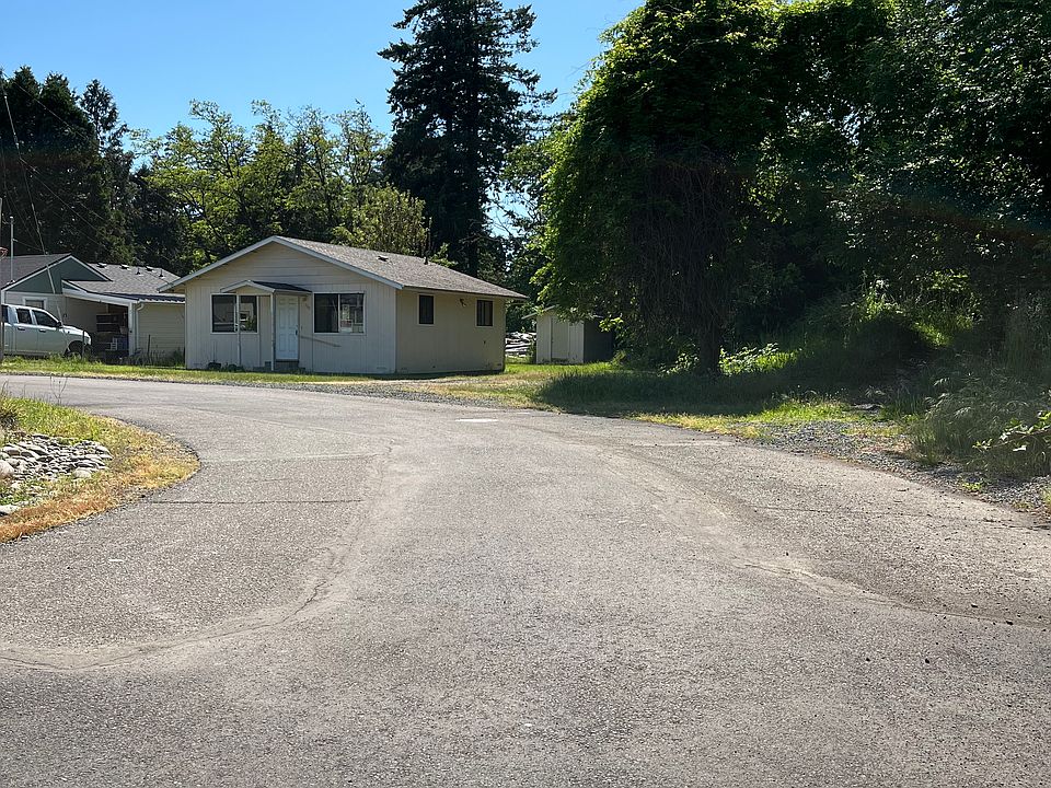 1st image of 325 SW 7th Ave