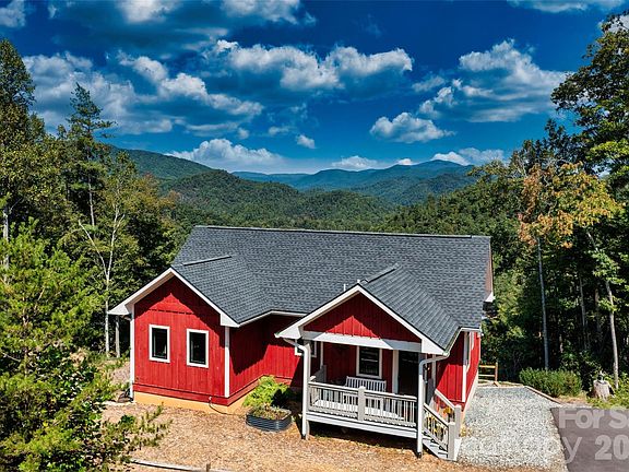 2nd image of 55 Laurel Rdg