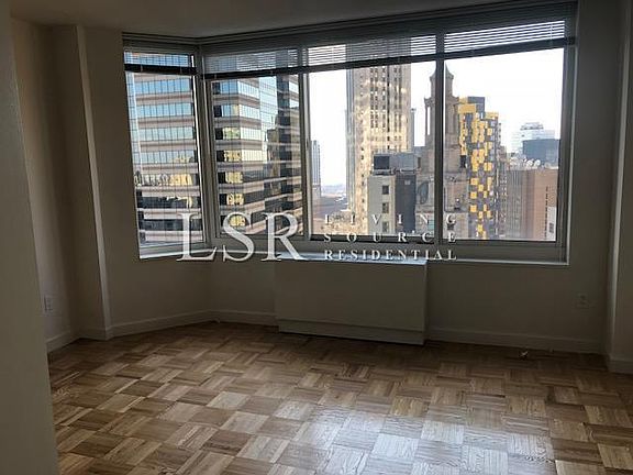 5th image of 110 Liberty St #23A