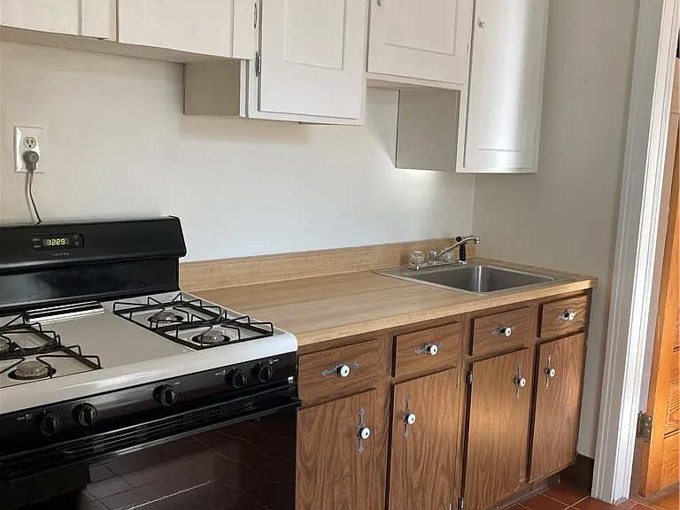 455 Franklin St #5 — Photo 11