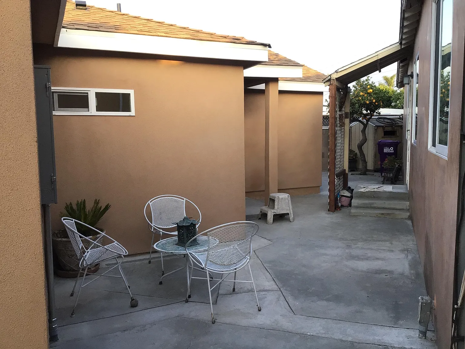 700 E Janice Dr — Photo 2