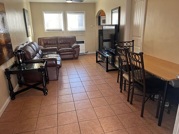 2nd image of 5809 Lindo Paseo APT 2