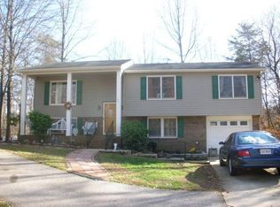 271 Grenadier Cir, Danville, VA 24541