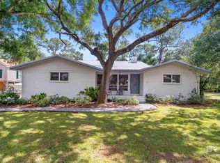 213 W 12th Ave, Gulf Shores, AL 36542