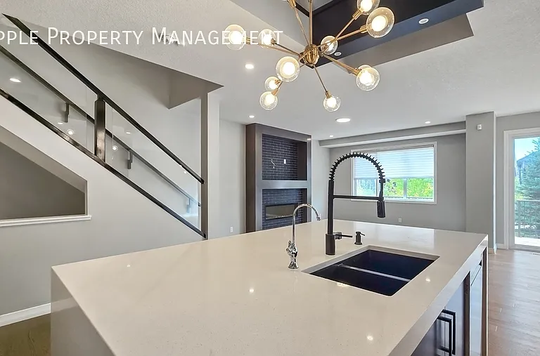 87 Legacy Glen Ter SE — Photo 9