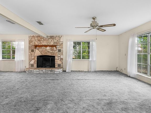 3rd image of 1104 Avenue A