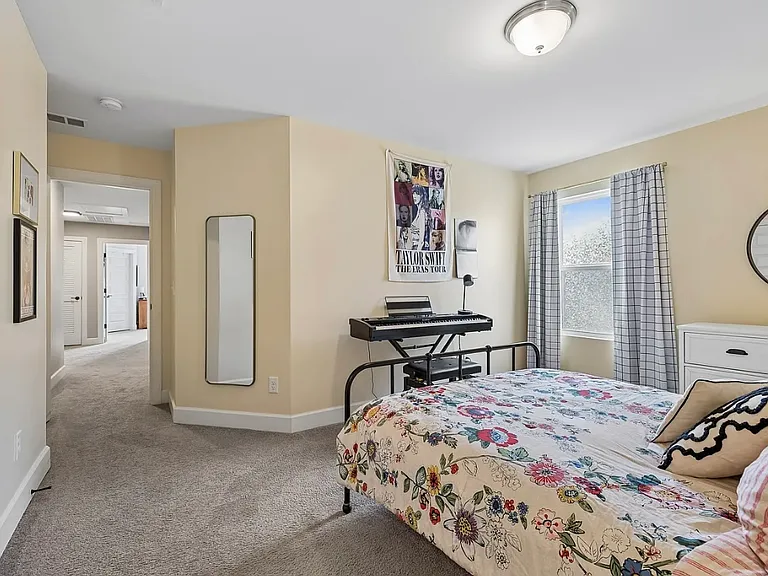 723 Tennypark Ln — Photo 13