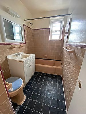 5th image of 40-51 75th St #5F