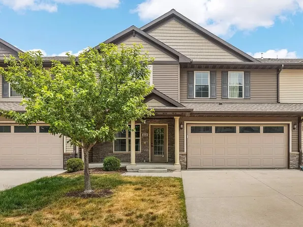 460 Churchill Dr, North Liberty, IA