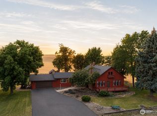 52042 Highway 11, Athena, OR 97813