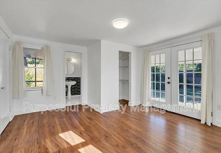 1832 NW 34th St — Photo 15