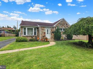 2008 Cullum Dr, Reading, PA 19601