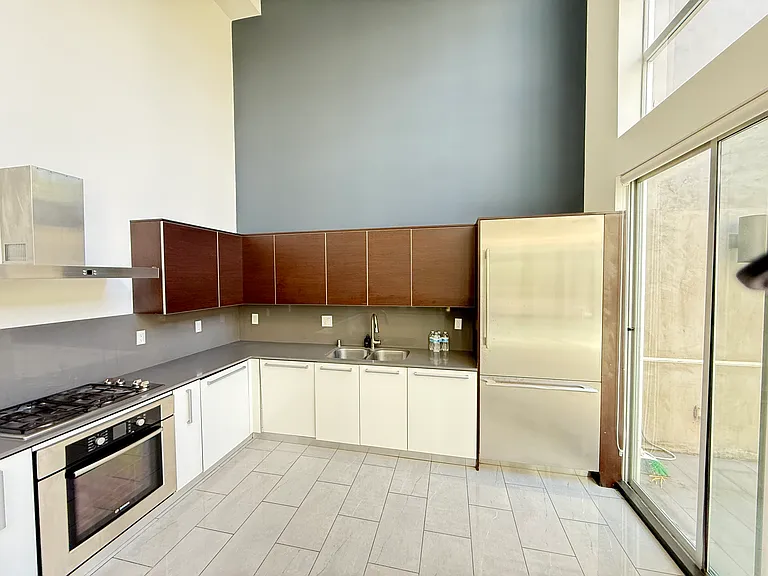 807 Huntley Dr #807 — Photo 5