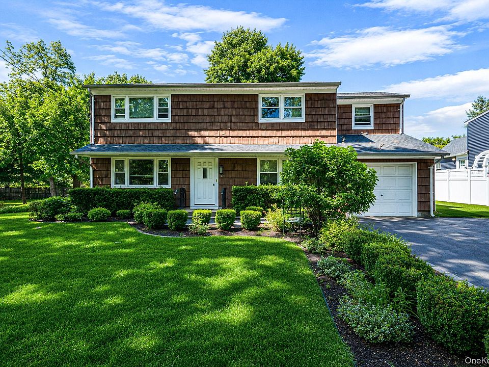 1st image of 31 Crooked Hill Road
