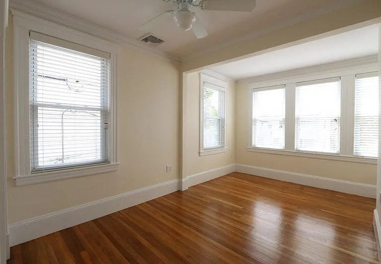 38 Medford St — Photo 7