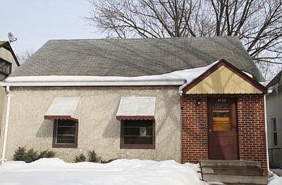 1st image of 4122 Queen Ave N
