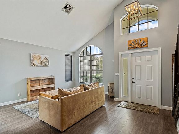 5th image of 6817 Coral Reef Street