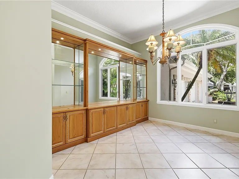 140 N White Jewel Ct — Photo 4