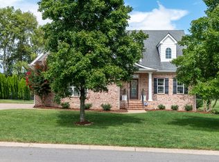 1022 Smokerise Ln, Hendersonville, TN 37075