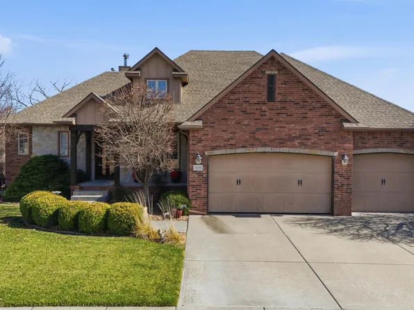 1219 E Waters Edge St, Derby, KS 67037