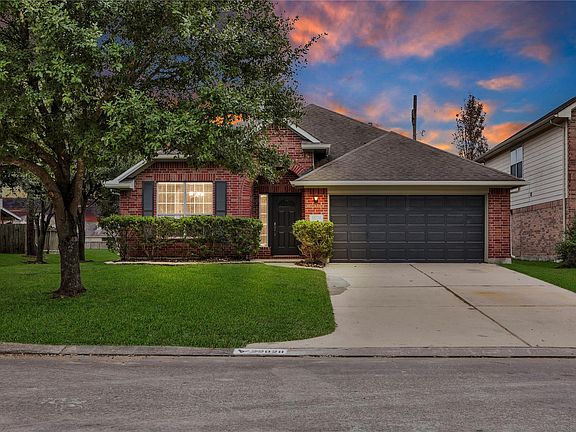 2nd image of 22028 Knights Cove Dr