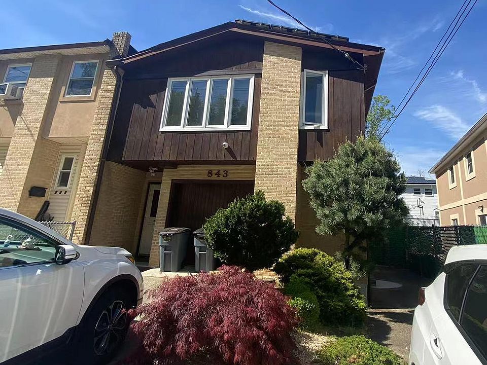 1st image of 843 Travis Ave #B