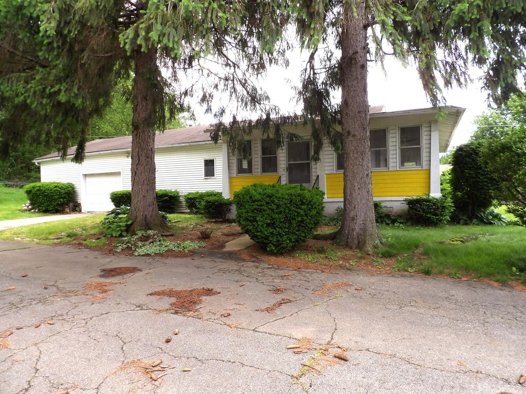 Real estate listing image