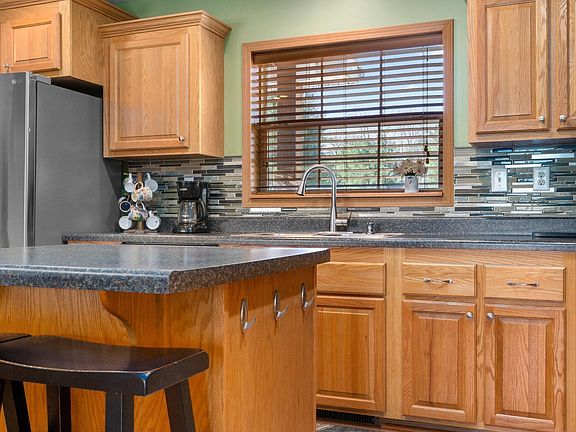3rd image of 6252 Kilkenny Dr