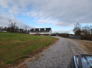 427 Howards Bridge Rd, Union Grove, NC 28689