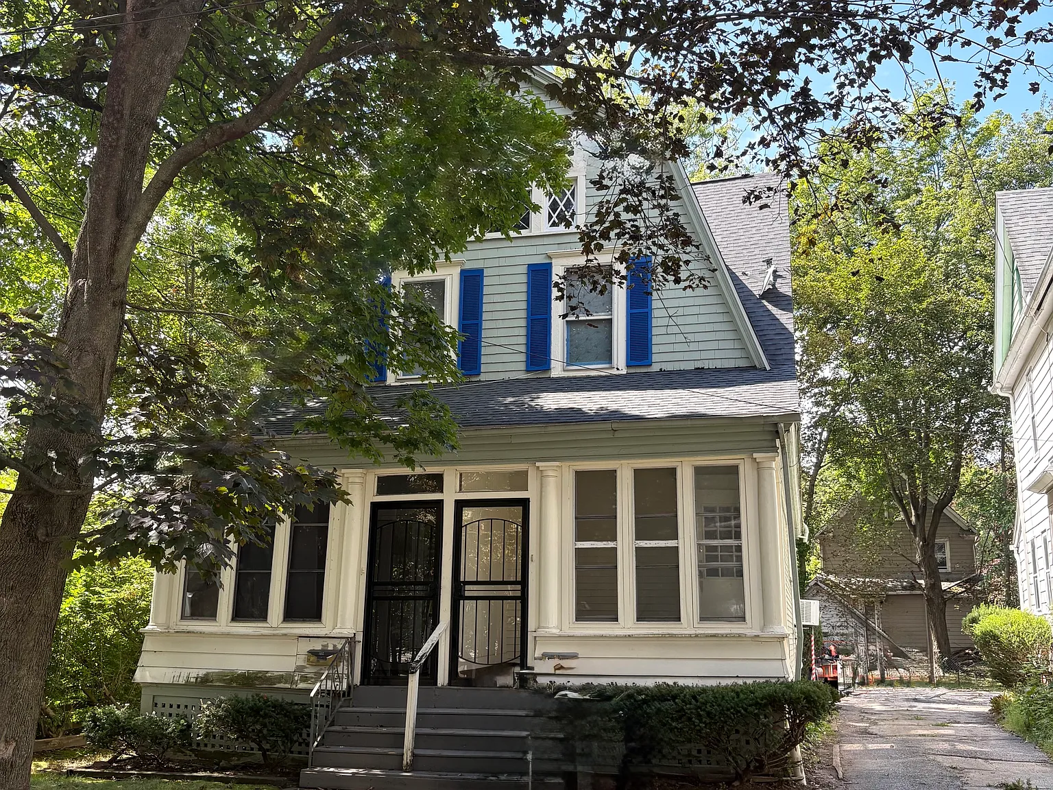 2 bed, 625 sqft, $1,000 — Photo 1