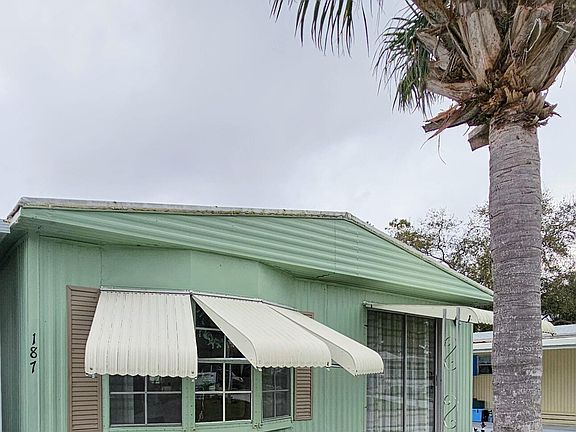 3rd image of 187 W Caribbean