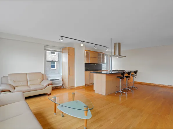 2650 Ocean Parkway image 6 of 19