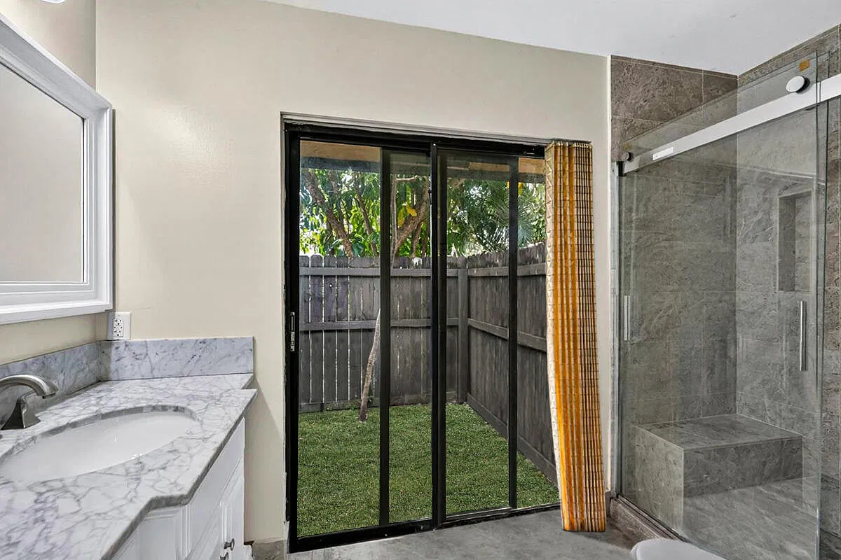 3 bed, 2.0 bath, 1440 sqft, $4,695 — Photo 4