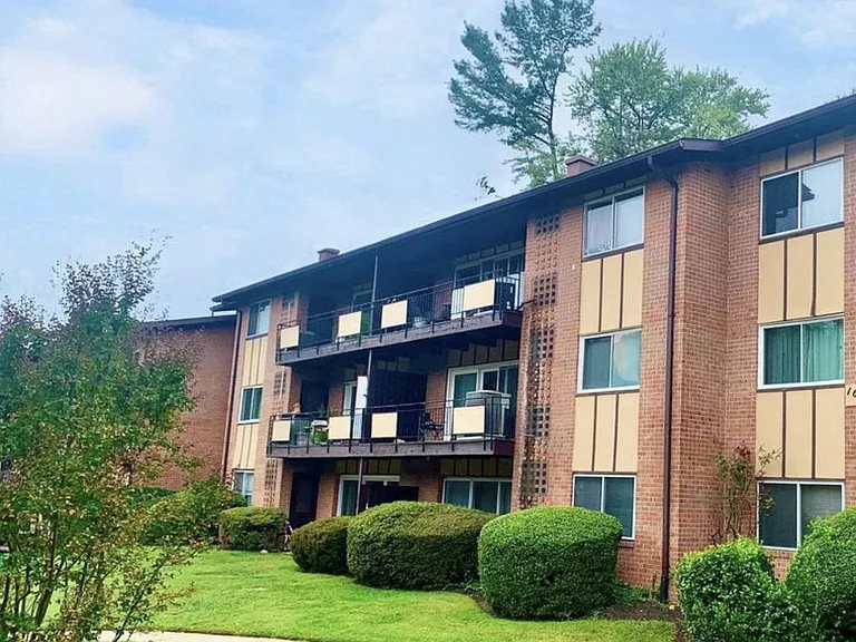 10025 Fair Woods Dr #144 — Photo 1