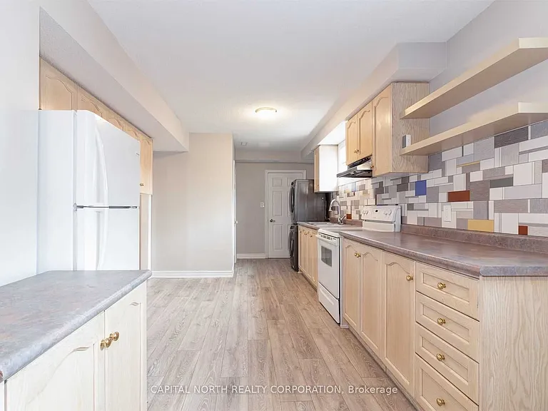 2 Imperial Ct — Photo 6