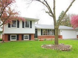 64 Starling Ln, Naperville, IL 60565