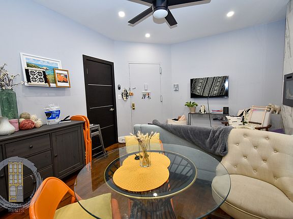3rd image of 950 Bergen St #9R