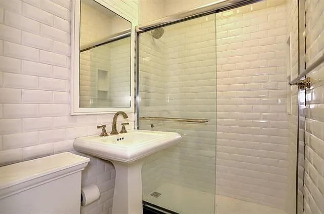 929 Garden St #5R — Photo 8