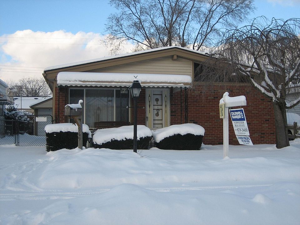 1st image of 969 E Garfield Ave