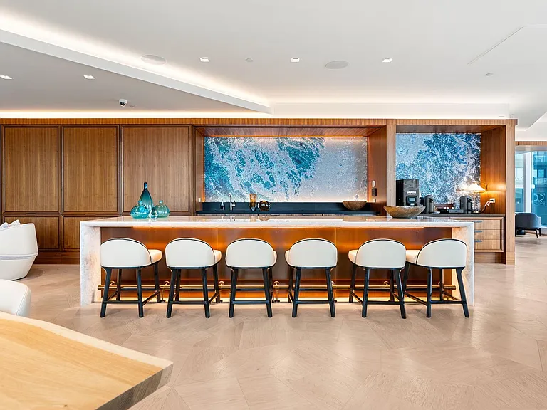 150 Seaport Blvd #C — Photo 27