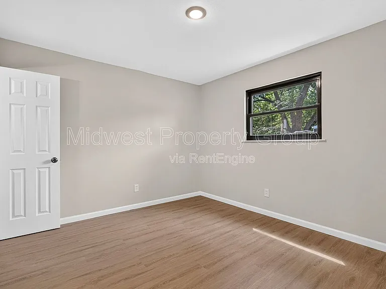 216 Allen Dr — Photo 13