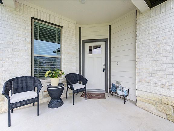 3rd image of 3016 Plateau Dr