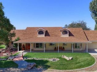 41100 Jean Rd W, Oakhurst, CA 93644