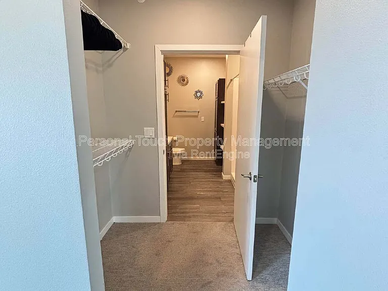 600 8th St S #302 — Photo 17