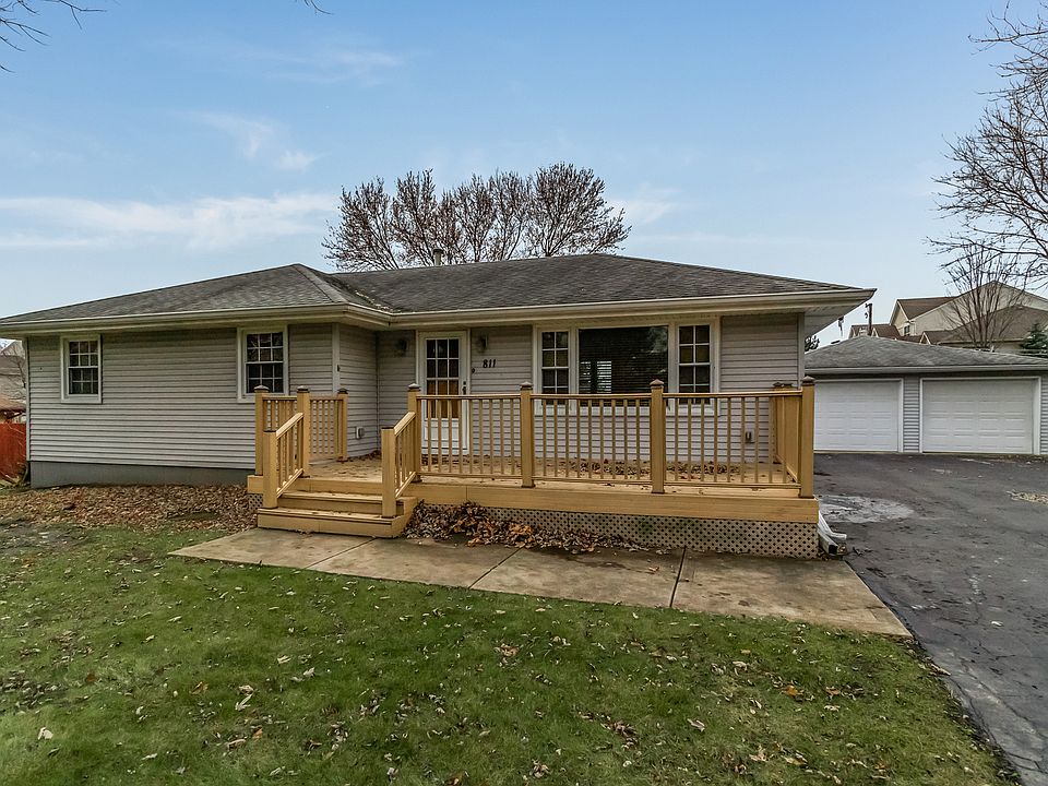 1st image of 811 Baskin Dr