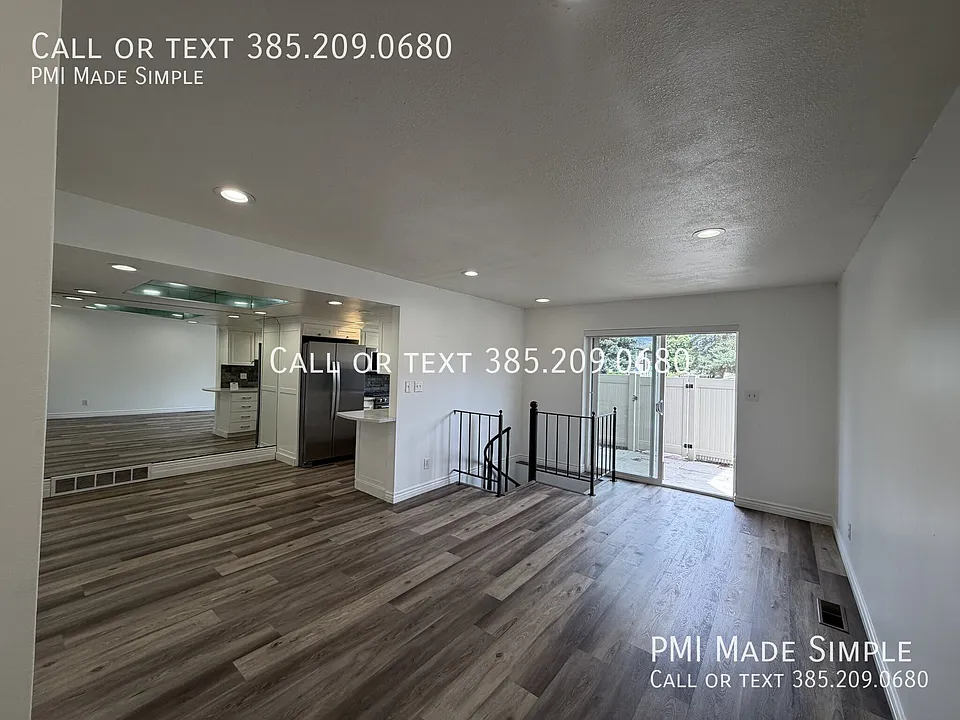 238 W Garden Park Dr